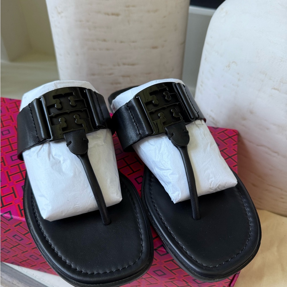 Tory Burch Black Georgia Sandal Calf Leather Flats Sz 8.5 Excellent